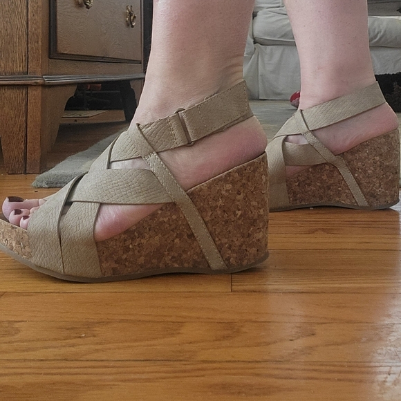 Blowfish Malibu Cork wedges - Picture 4 of 8